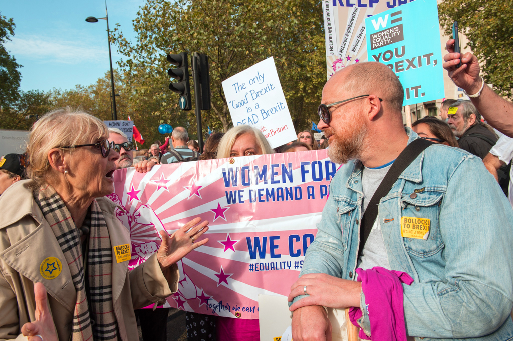 Demonstration footage — Nick Gammon videojournalism